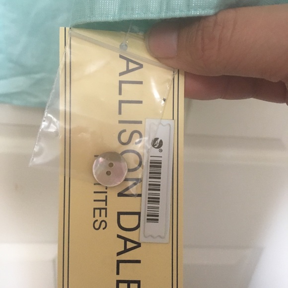 Aqua blue button front blouse from Allison Daley in 14P size - Picture 4 of 7